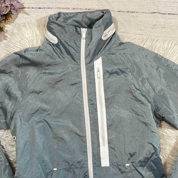 Nike Tech Aeroshield Moto Cape Jacket Dove Grey - Picture 5 of 12